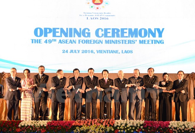 Các Bộ trưởng Ngoại giao ASEAN tại hội nghị. Ảnh: Phạm Kiên/Vietnam+