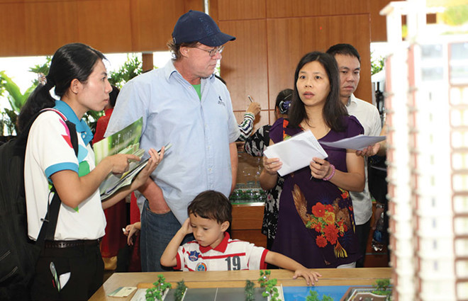 Theo VNREA, có tới trên 10.000 người nước ngoài quan tâm và đặt vấn đề sở hữu bất động sản tại Việt Nam trong hơn 1 năm qua.