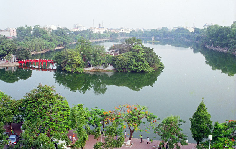 Hà Nội có thể nạo vét, làm sạch hồ Hoàn Kiếm từ cuối tháng 7/2017 