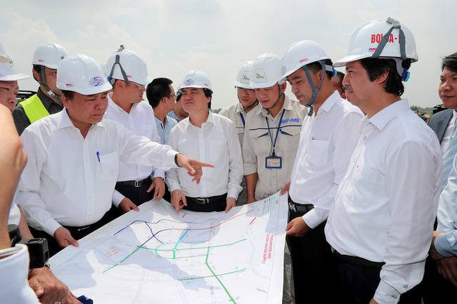 Thủ tướng đến thăm cơ sở Đại học Quốc gia Hà Nội tại Hòa Lạc ngày 12/9