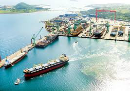 Oshima cam kết triển khai dự án đóng tàu đúng tiến độ
