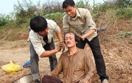  Quang Tèo, Giang Còn đau đầu lo tết.