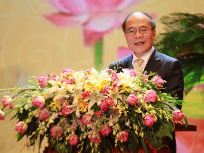 bài viết của đồng chí Nguyễn Sinh Hùng, Chủ tịch Quốc hội về đầu tư cho tam nông