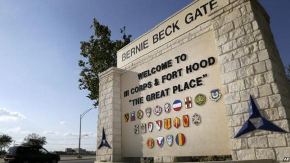 Một lính Mỹ xả súng tại căn cứ Fort Hood, 20 người chết và bị thương