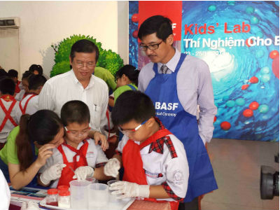 Hơn 500 học sinh tham gia BASF Kids’Lab 2014