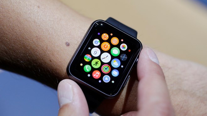 Apple Watch mở bán ngày 10/4, giá từ 349 USD