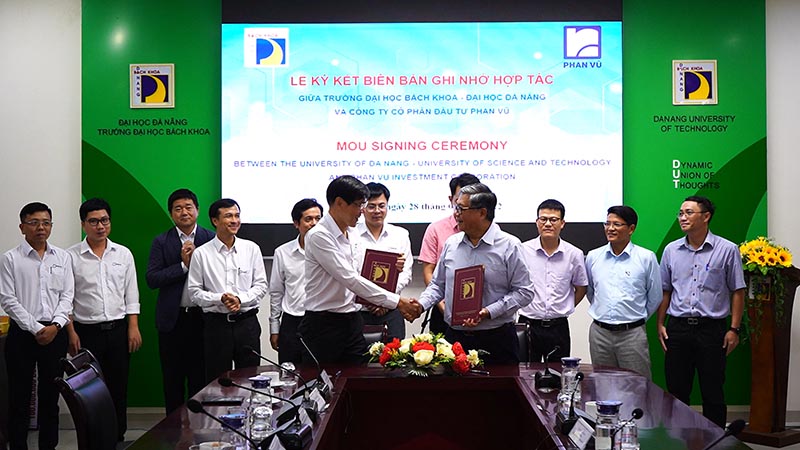 Lễ ký kết MOU giữa Phan Vũ và Trường Đại học Bách khoa – Đại học Đà Nẵng 