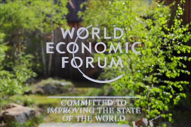 Biểu tượng Diễn đàn kinh tế thế giới (WEF) tại Davos, Thụy Sĩ. Ảnh: THX/TTXVN