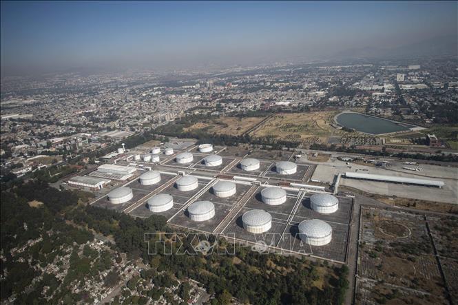 Một cơ sở lọc dầu của Pemex tại Azcapotzalco, ngoại ô Mexico City, Mexico, ngày 4/2/2019. Ảnh tư liệu: AFP/ TTXVN