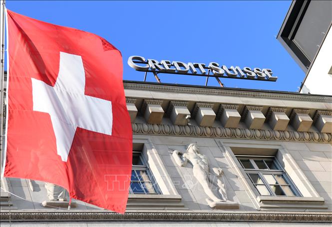 Chi nhánh ngân hàng Credit Suisse ở Lucerne, Thụy Sĩ. Ảnh: THX/TTXVN