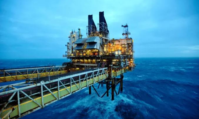 Một cơ sở khai thác dầu ETAP trên Biển Bắc. Ảnh: Getty Images