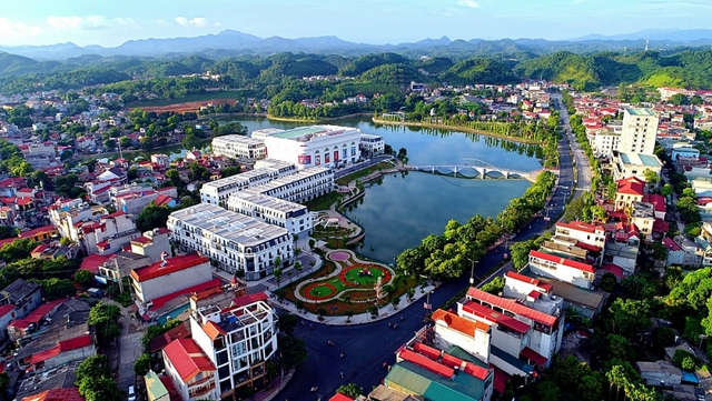Công nhận thành phố Yên Bái là đô thị loại II trực thuộc tỉnh Yên Bái