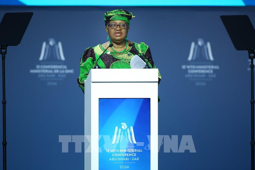 Tổng Giám đốc Tổ chức Thương mại Thế giới Ngozi Okonjo-Iweala phát biểu tại phiên khai mạc Hội nghị Bộ trưởng WTO lần thứ 13 ở Abu Dhabi, UAE ngày 26/2/2024. Ảnh: THX/TTXVN