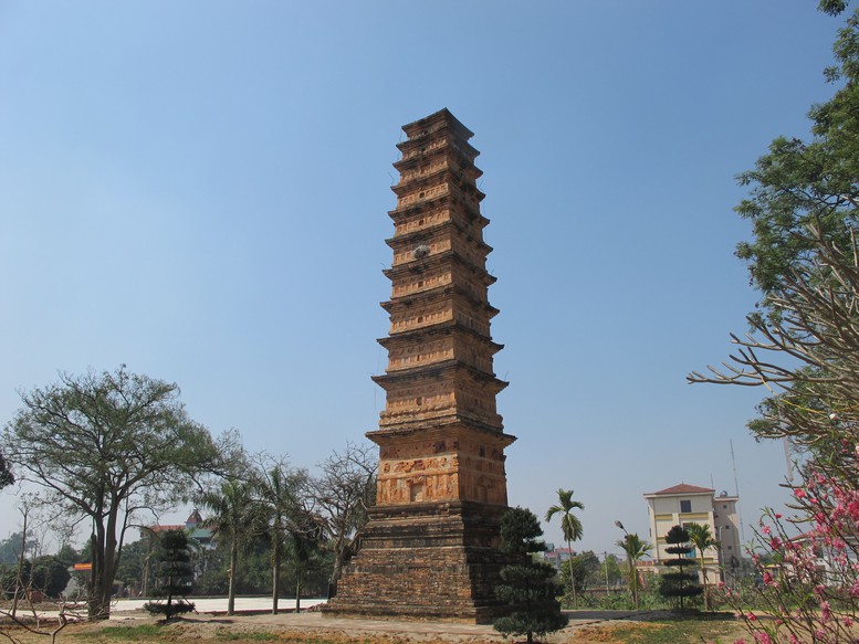 Di tích lịch sử và kiến trúc - nghệ thuật quốc gia đặc biệt tháp Bình Sơn
