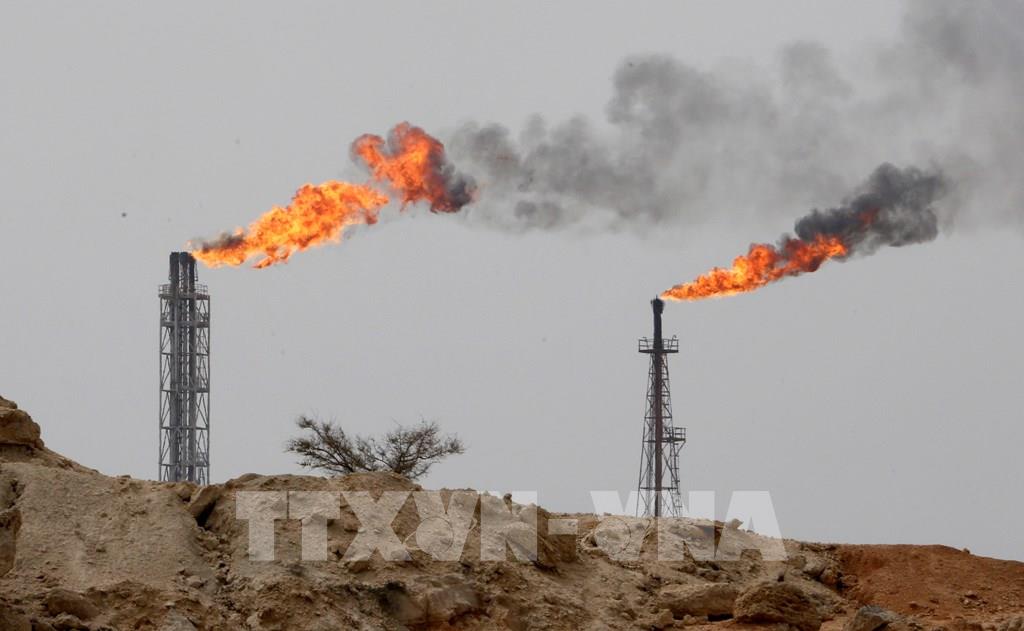 Một cơ sở khai thác dầu của Iran trên đảo Khark, ngoài khơi vùng Vịnh. Ảnh: AFP/ TTXVN 