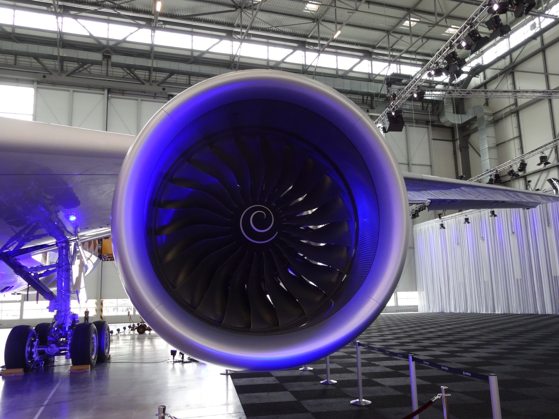 Động cơ Rolls-Royce Trent XWB Vietnam Airlines.