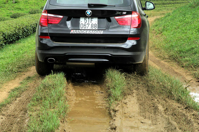 Lốp Bridgestone giúp các dòng xe BMW SUV dễ dàng chinh phục mọi loại địa hình