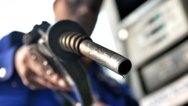  Quỹ bình ổn giá xăng dầu được coi là một công cụ được dùng để kiềm chế mức tăng giá xăng dầu trong nước khi giá quốc tế tăng cao đột biến sẽ ảnh hưởng tới đời sống, sinh hoạt của người dân