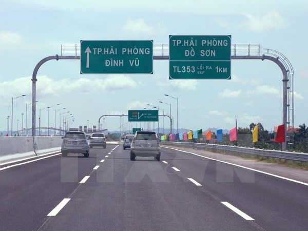 Đoạn tuyến Dự án cao tốc Hải Phòng-Hà Nội được thông xe và đưa vào khai thác. Ảnh : Lâm Khánh/TTXVN