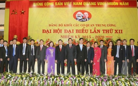 Chủ tịch nước Trương Tấn Sang với các đại biểu dự Đại hội. Ảnh: Nguyễn Khang – TTXVN
