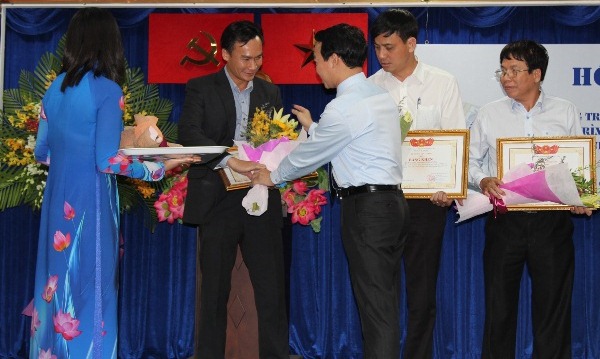 Nam Long được Bộ Xây dựng trao tặng giải thưởng vì có thành tích xuất sắc trong công tác triển khai Chương trình phát triển vật liệu xây không nung đến năm 2020