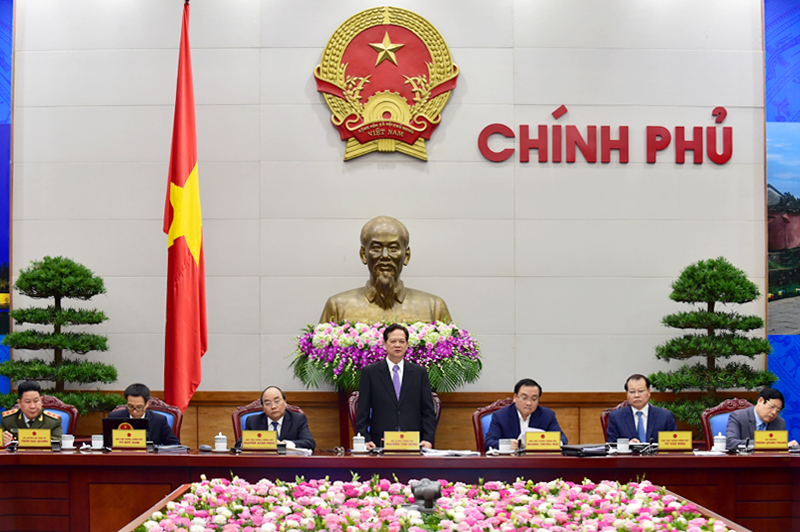Phiên họp Chính phủ thường kỳ tháng 12/2015 diễn ra chiều 29/12 dưới sự chủ trì của Thủ tướng Nguyễn Tấn Dũng. Ảnh: VGP/Nhật Bắc