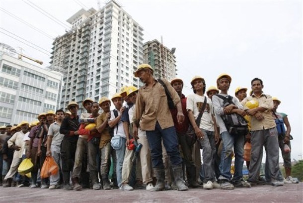 Lao động người nước ngoài ở Malaysia. Nguồn: says.com