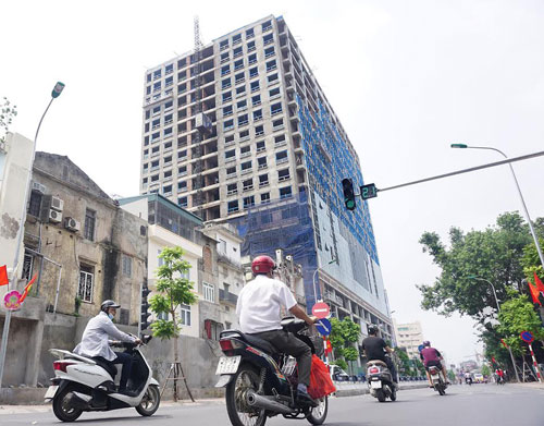 Từ hôm nay (1/4), các phương tiện giao thông được phép lưu thông 2 chiều trên phố Lê Trực đoạn từ Trần Phú đến Sơn Tây. Ảnh minh hoạ. Nguồn: Internet