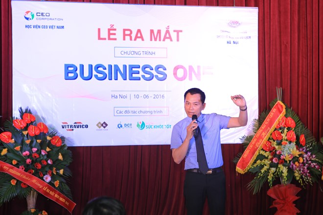 Ông Ngô Minh Tuấn, Chủ tịch Học viện CEO Việt Nam cho biết: BUSINESS ONE là thành quả của 7 năm ấp ủ của ông. Ảnh: PV/Vietnam+