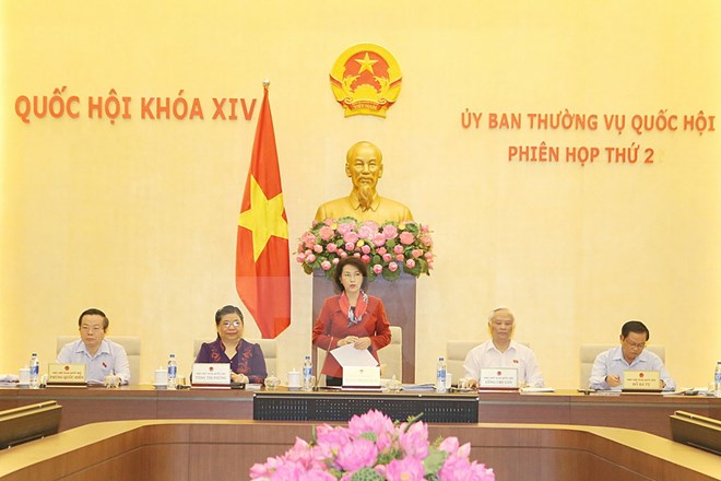 Chủ tịch Quốc hội Nguyễn Thị Kim Ngân chủ trì phiên họp thứ hai của Ủy ban Thường vụ Quốc hội khóa XIV. Ảnh: Trọng Đức/TTXVN