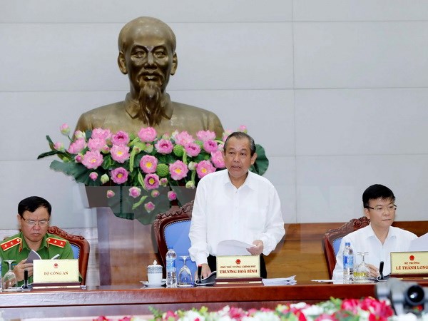 Phó Thủ tướng Trương Hòa Bình phát biểu tại cuộc họp. Ảnh: An Đăng/TTXVN