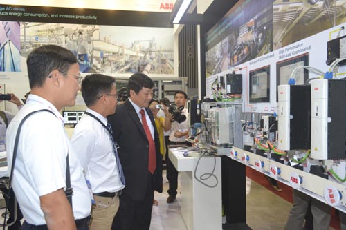 Electric and Power Vietnam 2016 và Industrial Automation Vietnam 2016 sẽ cùng diễn ra từ ngày 14 - 16/9/2016 tại Trung tâm Hội Chợ và Triển lãm Sài Gòn (SECC)