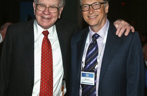 Những doanh nhân thành đạt, như Warrent Buffett và Bill Gates, cũng không ngại thừa nhận mình từng nhận lời khuyên của ai đó. Nguồn: Getty Images