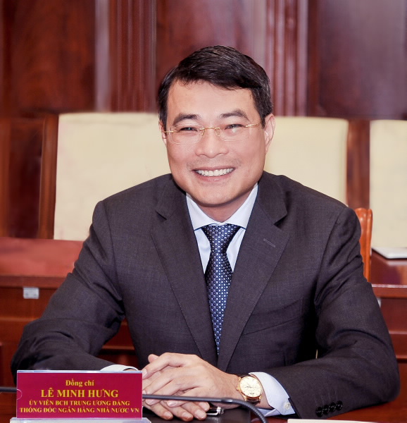   Thống đốc Lê Minh Hưng cho biết, do áp lực mục tiêu tăng trưởng cao nên điều hành lãi suất năm 2017 phải linh hoạt, đảm bảo ổn định được mặt bằng lãi suất cơ bản và cố gắng phấn đấu giảm được mặt bằng lãi suất trung và dài hạn như Chính phủ chỉ đạo.