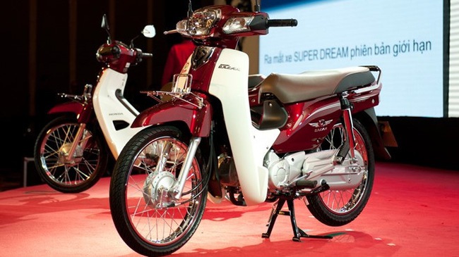 Honda Super Dream 110 thêm 2 màu mới ở Việt Nam