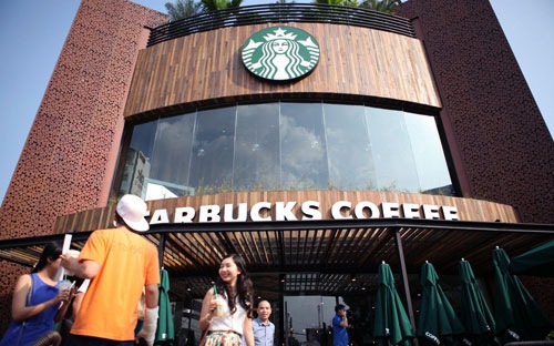  Mức giá cho một cốc Latte Starbucks cỡ lớn tại Việt Nam cao thứ 3 thế giới và gấp hơn 2 lần so với tại Mỹ.