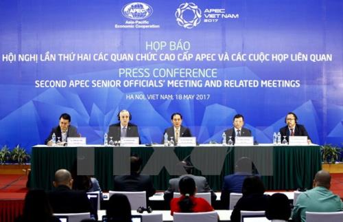 Họp báo thông báo kết quả Hội nghị quan chức cao cấp lần hai và các quan chức cao cấp APEC và các cuộc họp liên quan. Ảnh: An Đăng/TTXVN