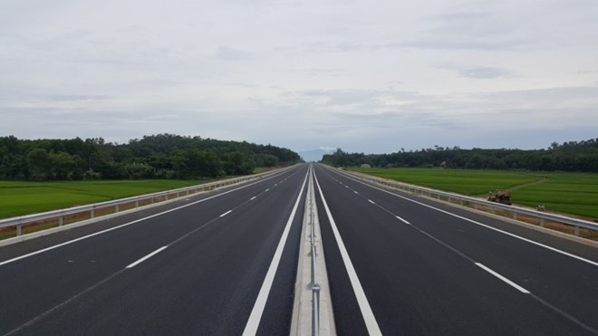 Đoạn tuyến 65km của ự án xây dựng đường cao tốc Đà Nẵng - Quảng Ngãi được đưa vào khai thác tạm. (Ảnh: VEC cung cấp)
