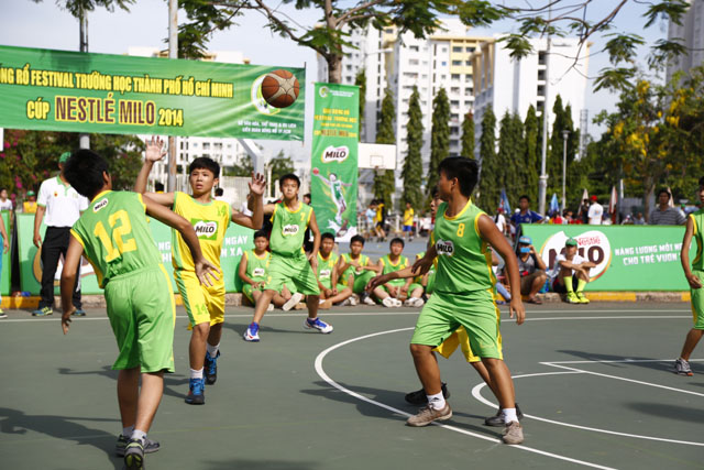 Giải bóng rổ học sinh TP.HCM - một hoạt đông thể thao thuộc chương trình “Năng động Việt Nam”