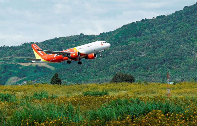 Vietjet là hãng hàng không tư nhân đầu tiên tại Việt Nam vận hành theo mô hình hàng không thế hệ mới, 