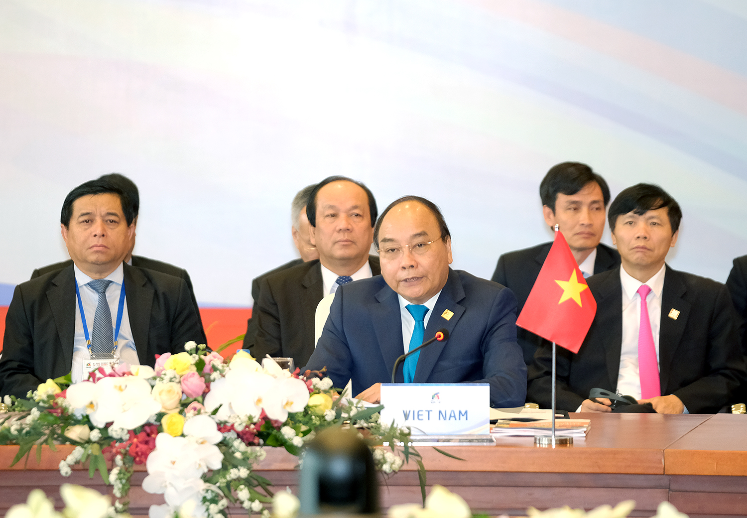 Thủ tướng Nguyễn Xuân Phúc phát biểu tại phiên họp kín Hội nghị Thượng đỉnh GMS 6. - Ảnh: VGP/Quang Hiếu