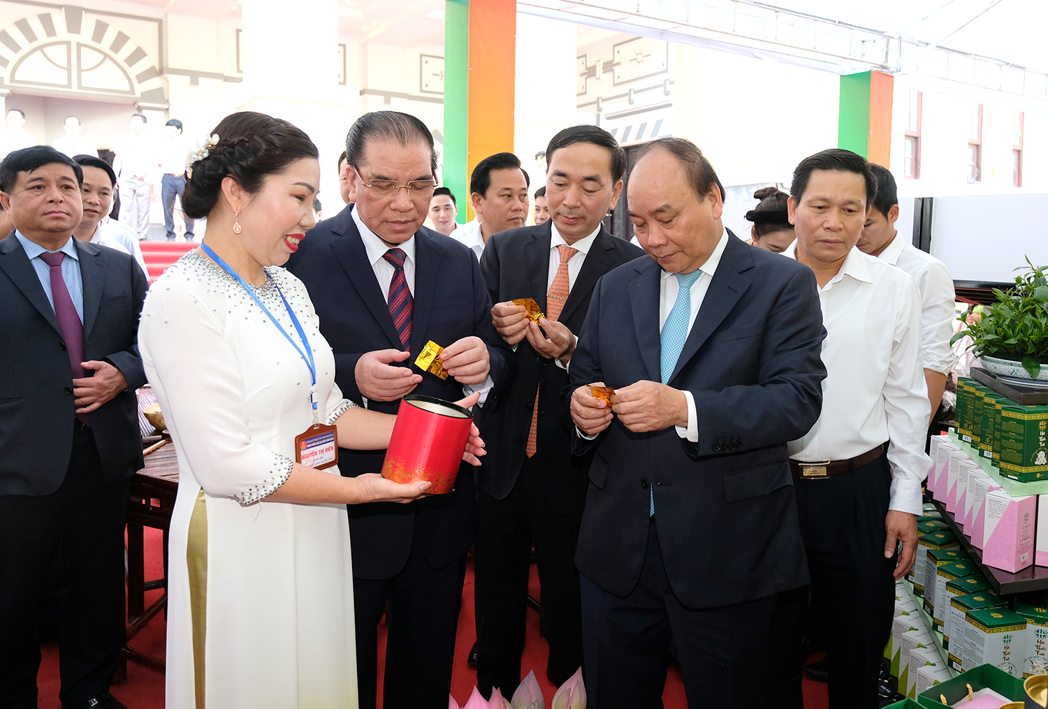 Thủ tướng Nguyễn Xuân Phúc: Thái Nguyên có thể trở thành một cực tăng trưởng của miền Bắc và cả nước