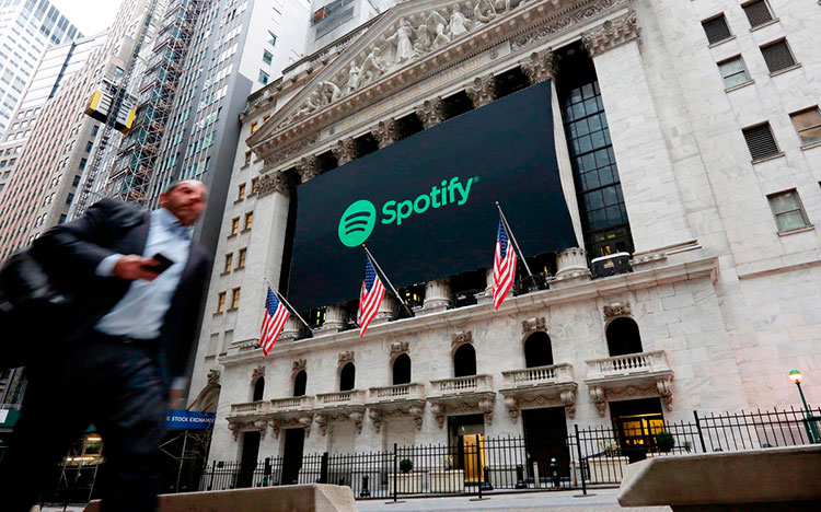  Banner Spotify bên ngoài Sàn giao dịch chứng khoán New York (NYSE) 