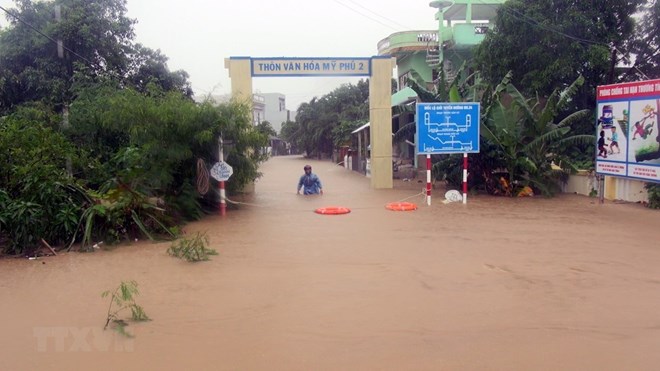 Mưa lớn gây ngập lụt ở Phú Yên trong mấy ngày vừa qua. (Nguồn: TTXVN)