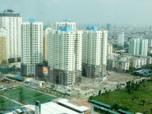 Cây xanh hiện nay đã trở thành thứ “xa xỉ” đối với người dân tại nhiều khu chung cư . Ảnh minh họa: Hoàng Lâm/TTXVN