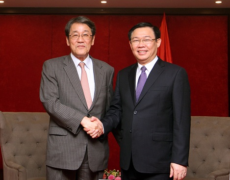 Phó Thủ tướng Vương Đình Huệ tiếp ông Umeda Kunio, Đại sứ đặc mệnh toàn quyền Nhật Bản tại Việt Nam. Ảnh: VGP/Thành Chung