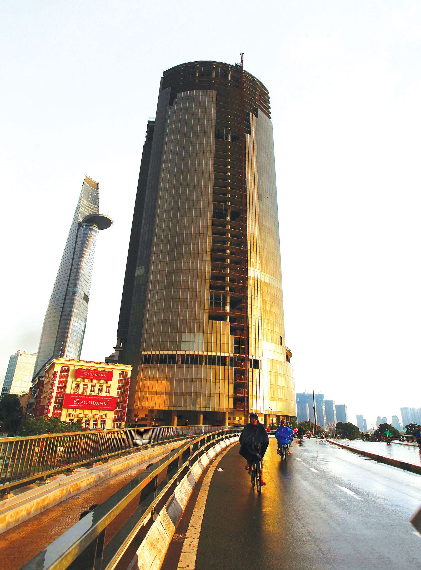  Dự án cao ốc Sài Gòn One Tower tại TP. HCM đã  rao bán gần hai năm nhưng chưa bán được