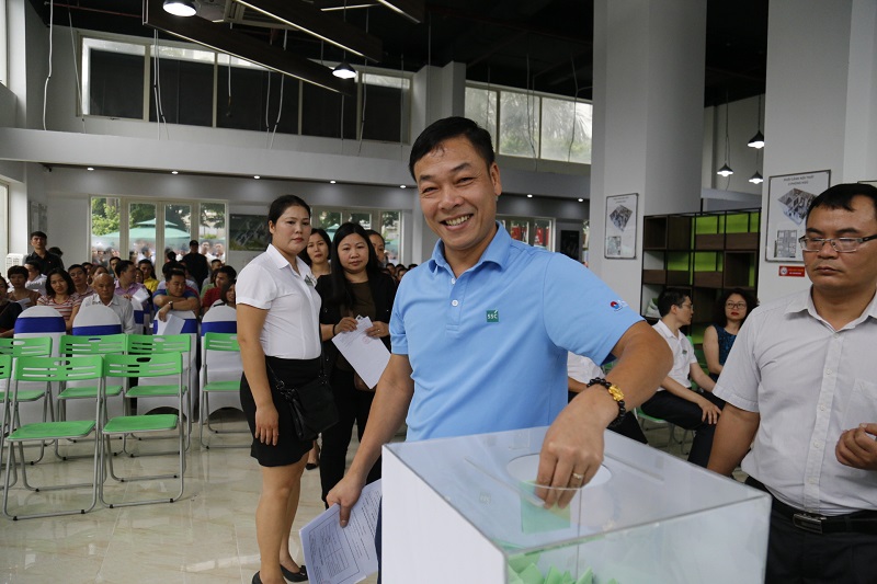 Rất đông người đã đến nộp hồ sơ mua/thuê Nhà ở xã hội NO2, NO3 – EcoHome 3 tại Hà Nội