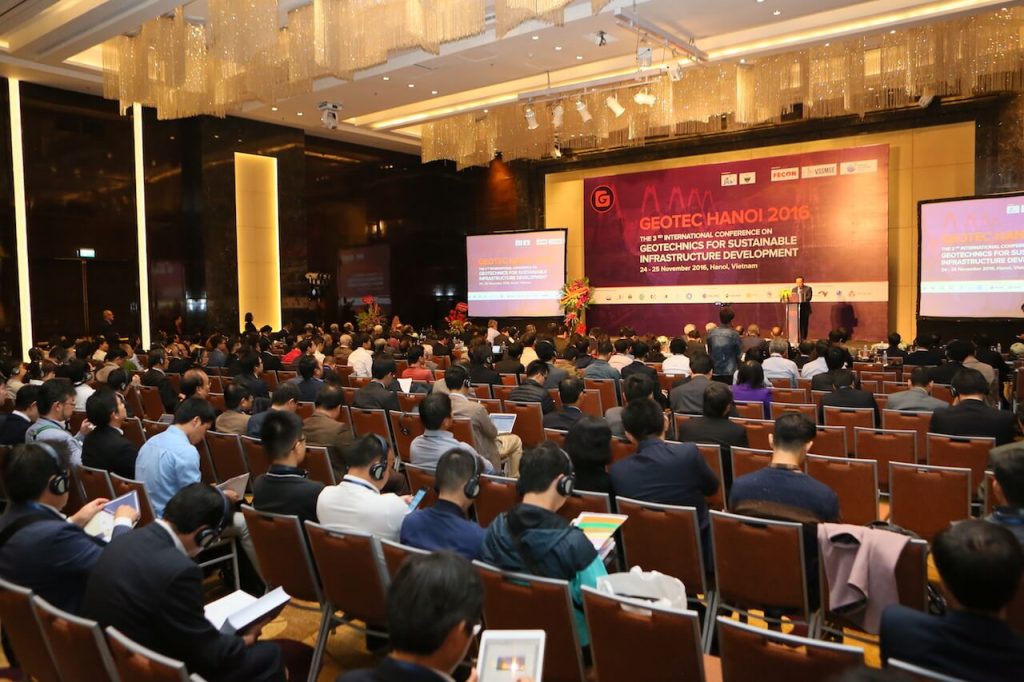 Quang cảnh Hội nghị GEOTEC HANOI lần thứ 3 được tổ chức năm 2016 