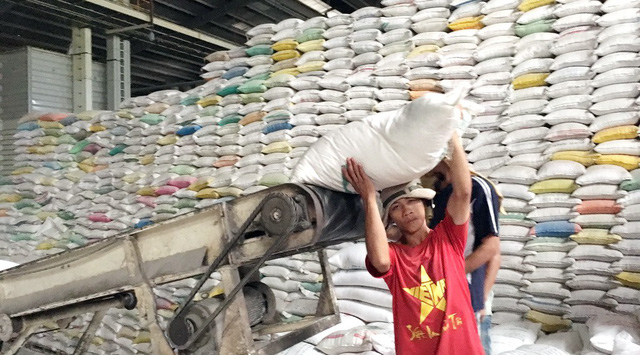 Xuất khẩu gạo năm 2019 khó hoàn thành mục tiêu, bởi nhiều thị trường chủ lực đều siết chặt quy định nhập khẩu.